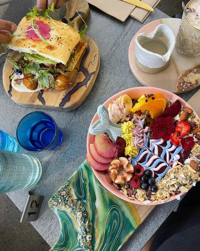 vegan restaurants on the gold coast: colourful lunch spread from The Cardamom Pod